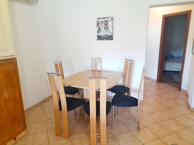 Apartmani Delas Pjescana Uvala Exterior foto
